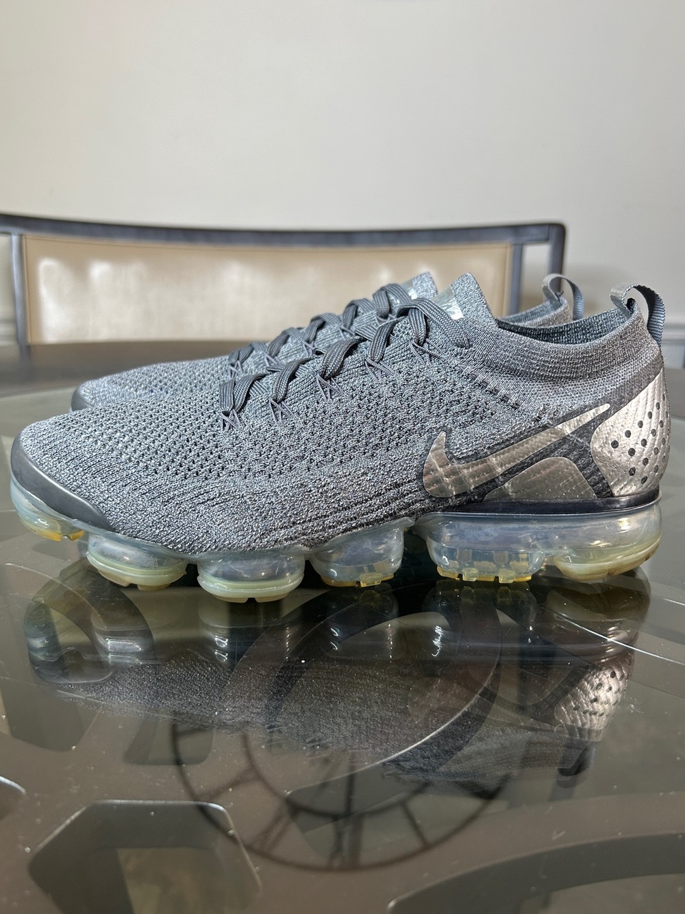 Nike Air VaporMax Flyknit 2 Dark Grey Chrome Silver Men's Size 11
